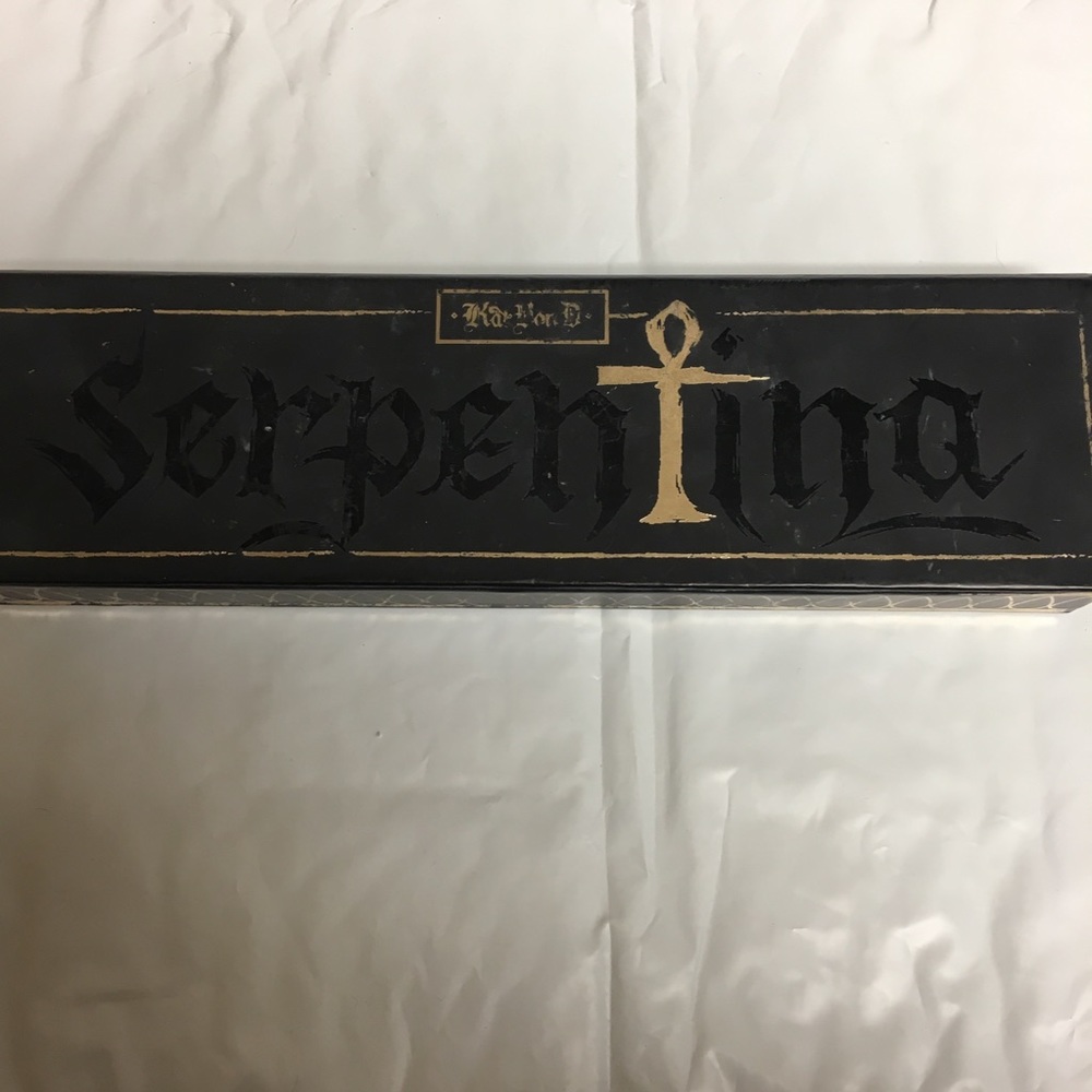 Kat Von d Serpentina palette!